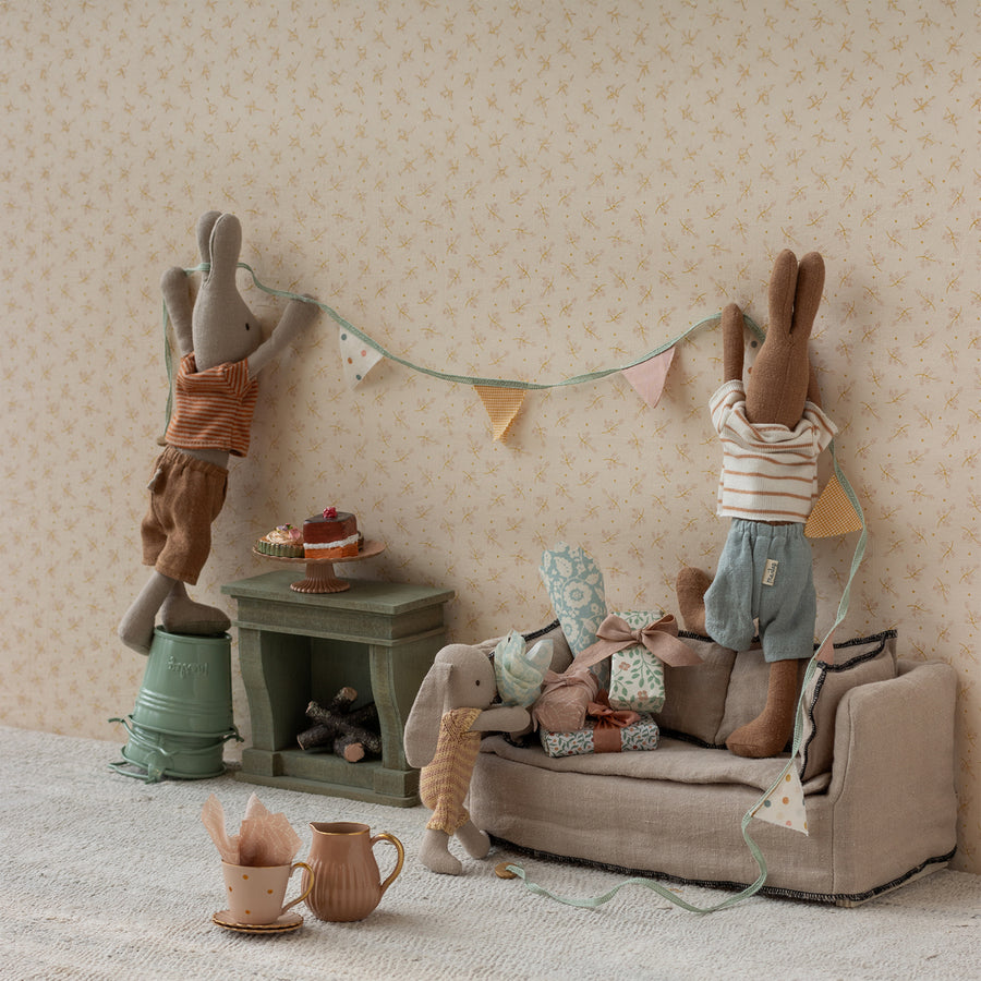 Cakes and Cake stand, Mini