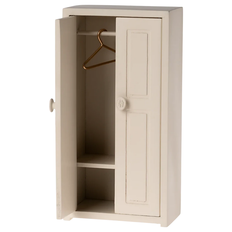 Closet Mouse Cream