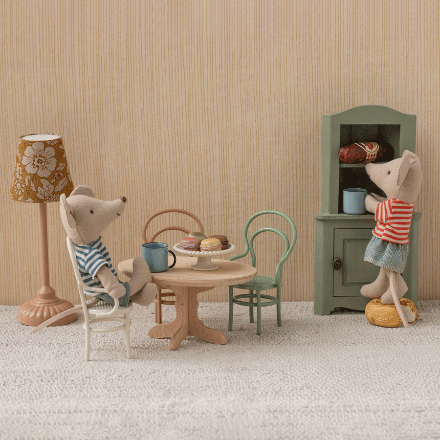 Pre - order Maileg Vintage Chair Mouse - Off White