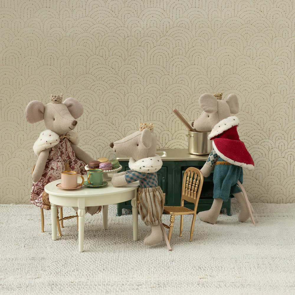 Dining Table Mouse