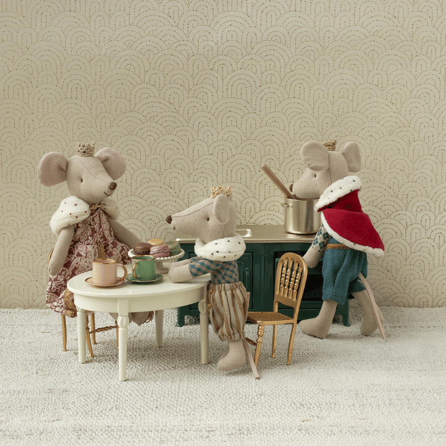 Dining Table Mouse