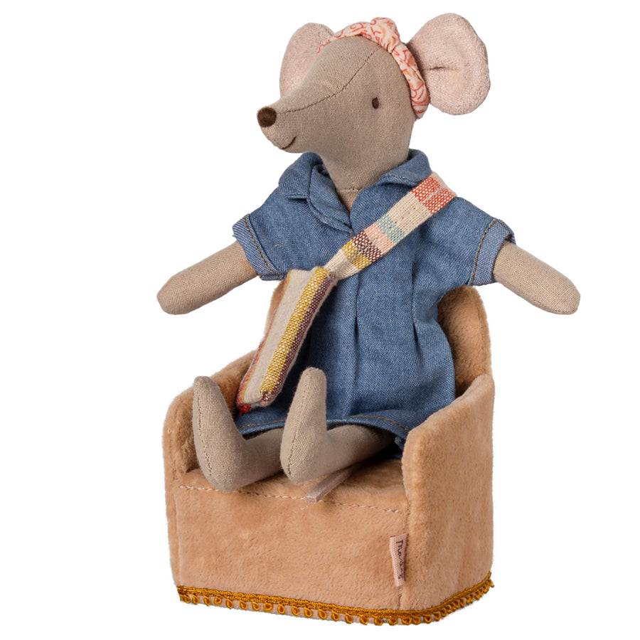 Maileg Mouse Chair Velvet Powder (February) 11-5401-02