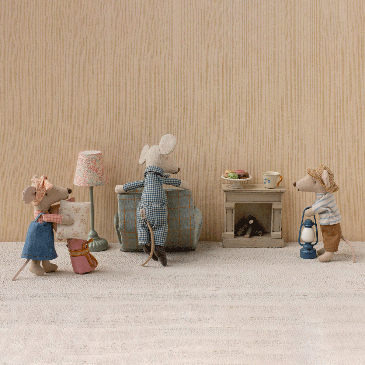 Maileg Lounge Bundle Blue Sofa