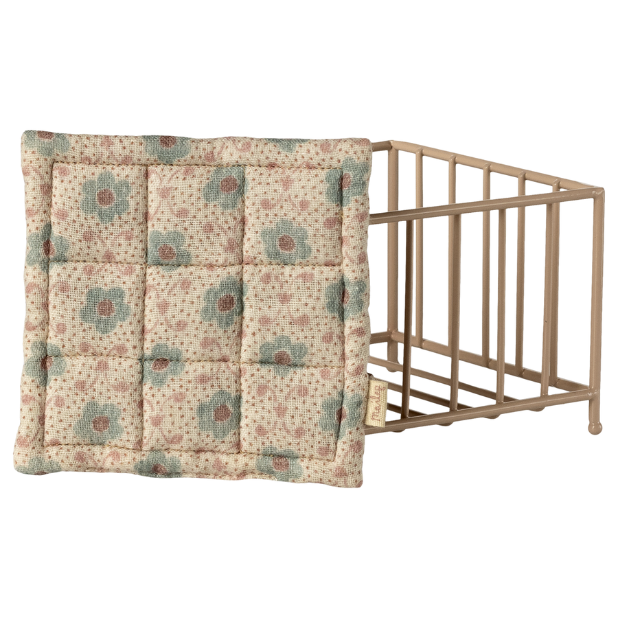 Pre-order Maileg Playpen My Rose