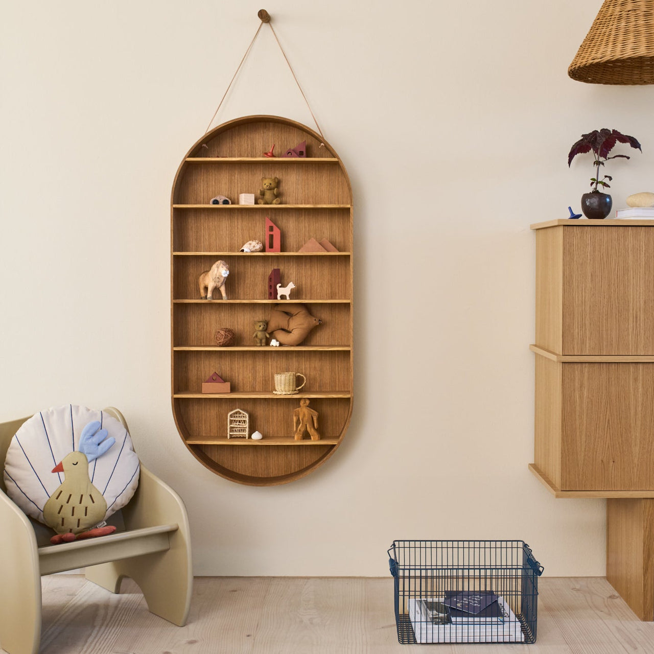 Oval Dorm - Oiled Oak