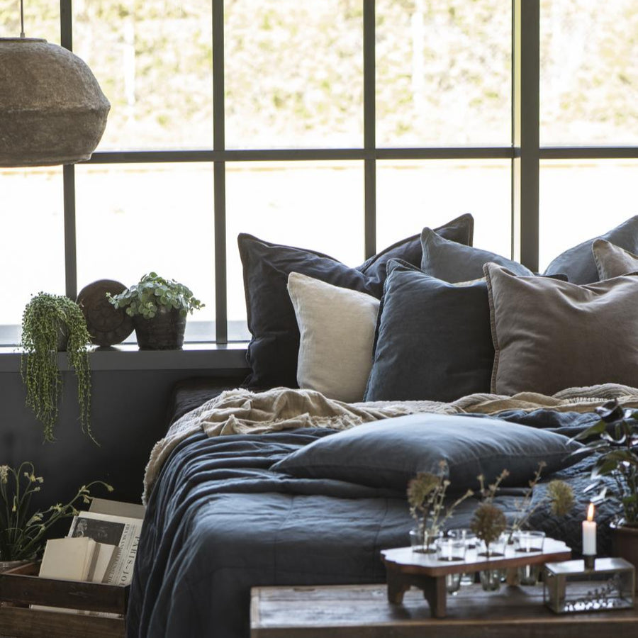 IB Laursen Cushion Fog Linen 60 x 40cm feather filled