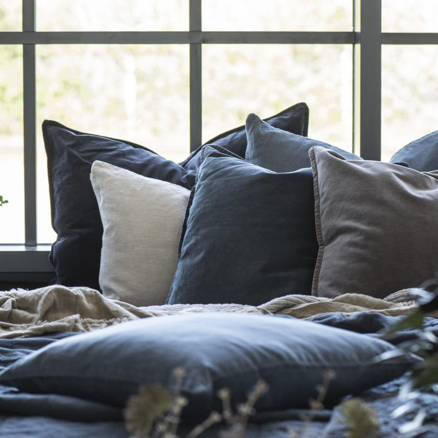 IB Laursen Cushion Fog Linen 60 x 40cm feather filled