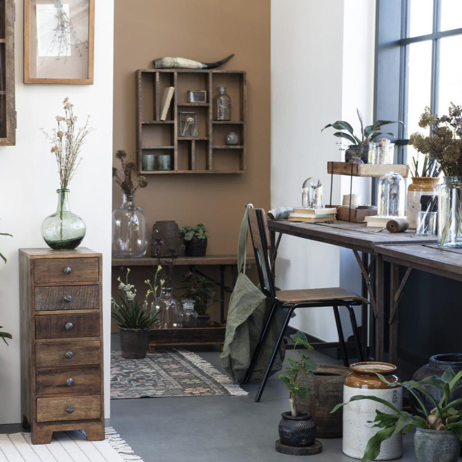 Wall shelf w/different kinds of rooms UNIQUE can hang horizontal and vertical