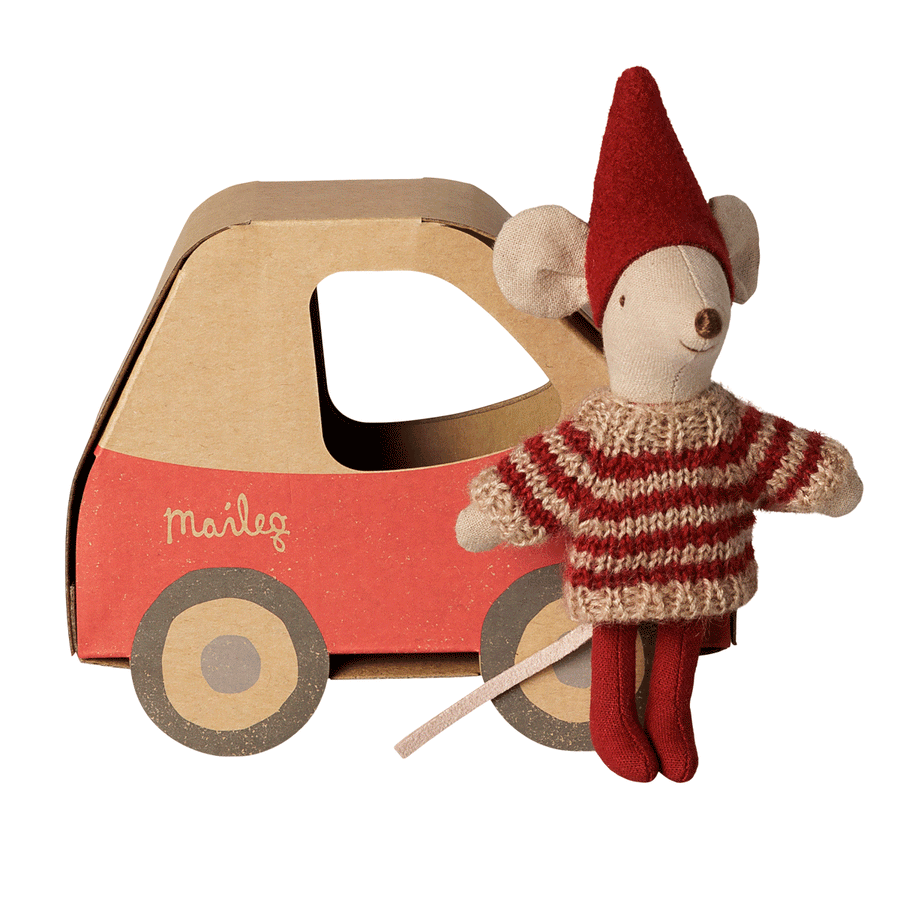 PRE_ORDER Christmas mouse, Little sister in car box  *November*