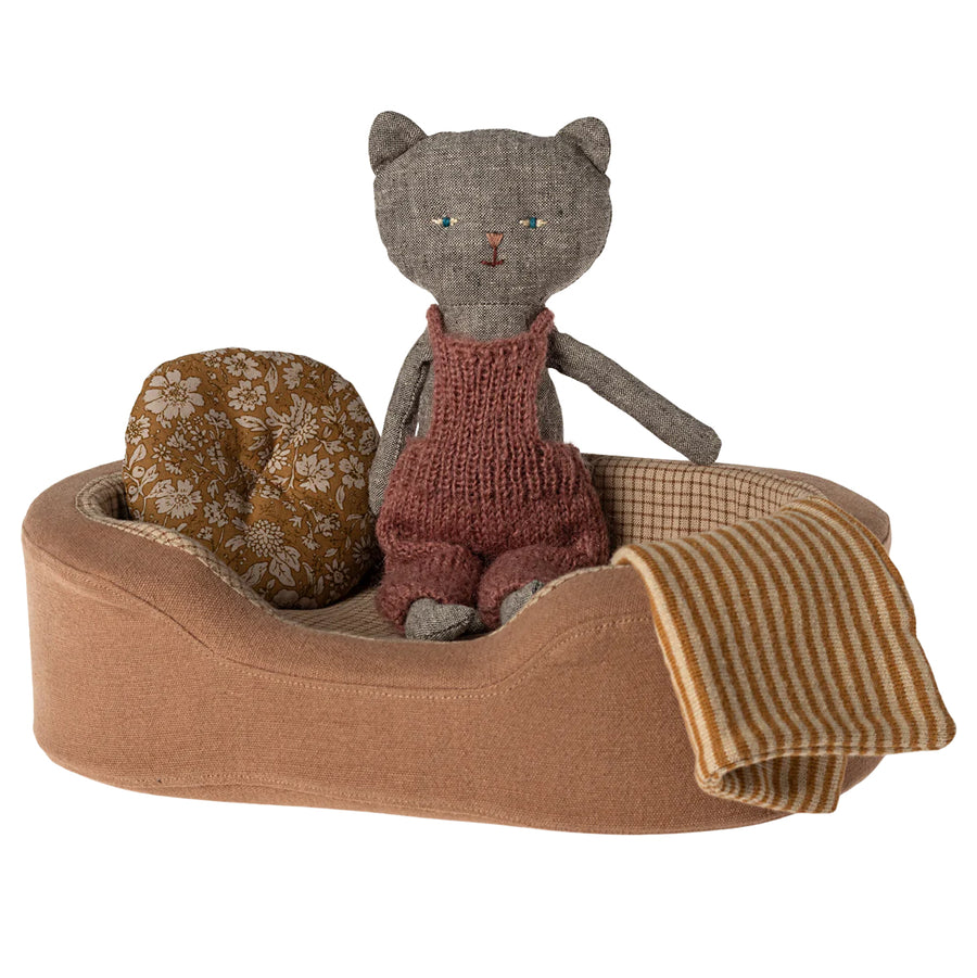 Pre-order Maileg Cosy Basket - Small Brown 16-4901-01