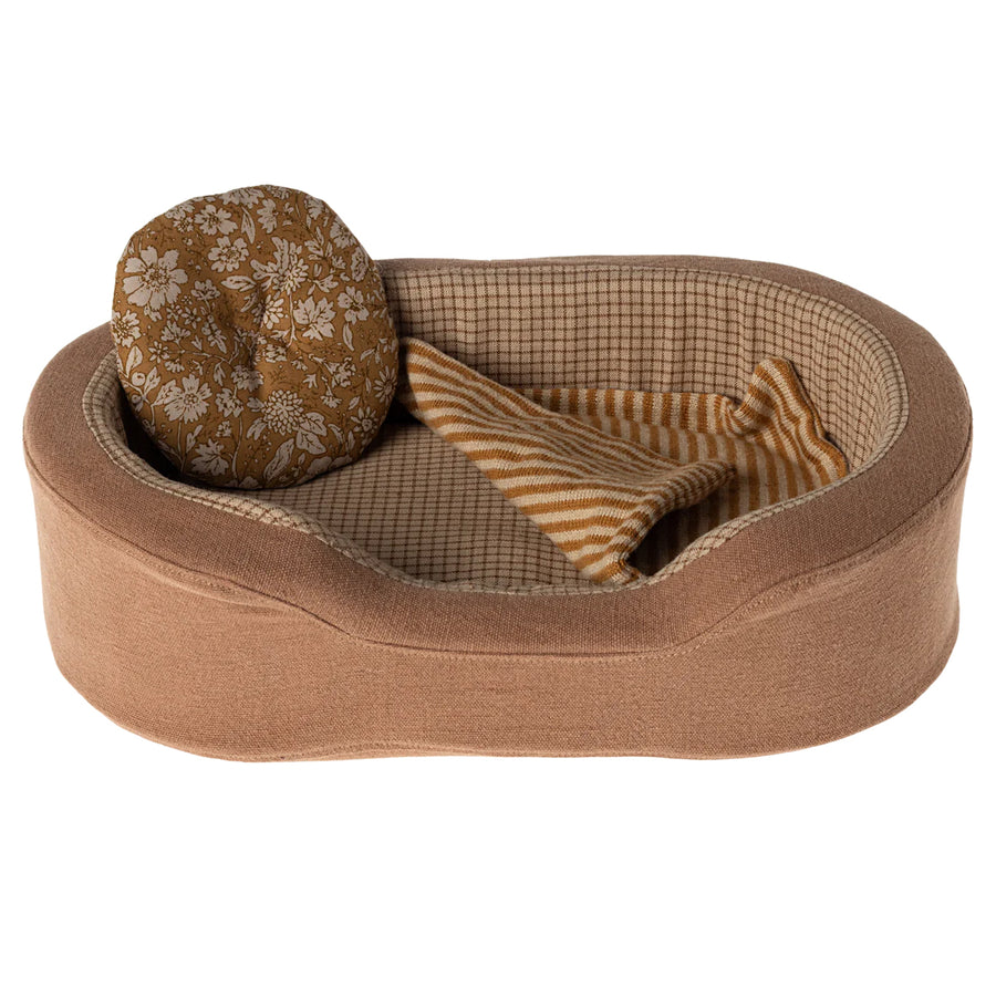 Pre-order Maileg Cosy Basket - Small Brown 16-4901-01