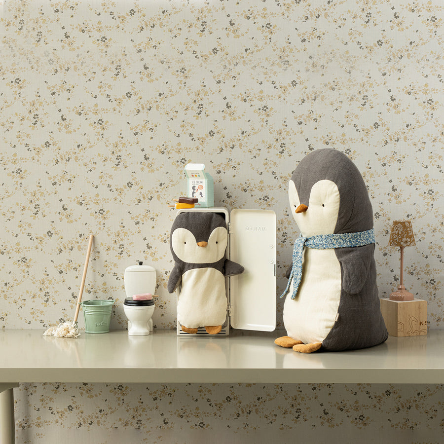 Maileg Safari friends, Small Penguin Autumn Winter 2024
