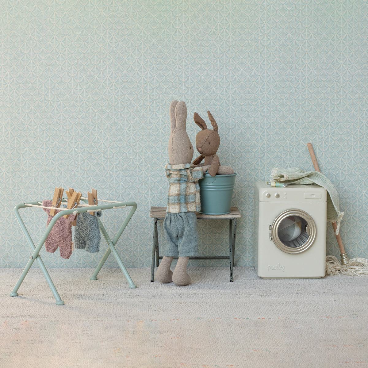 Rabbit, Micro - Brown - Blue Knitted Suit