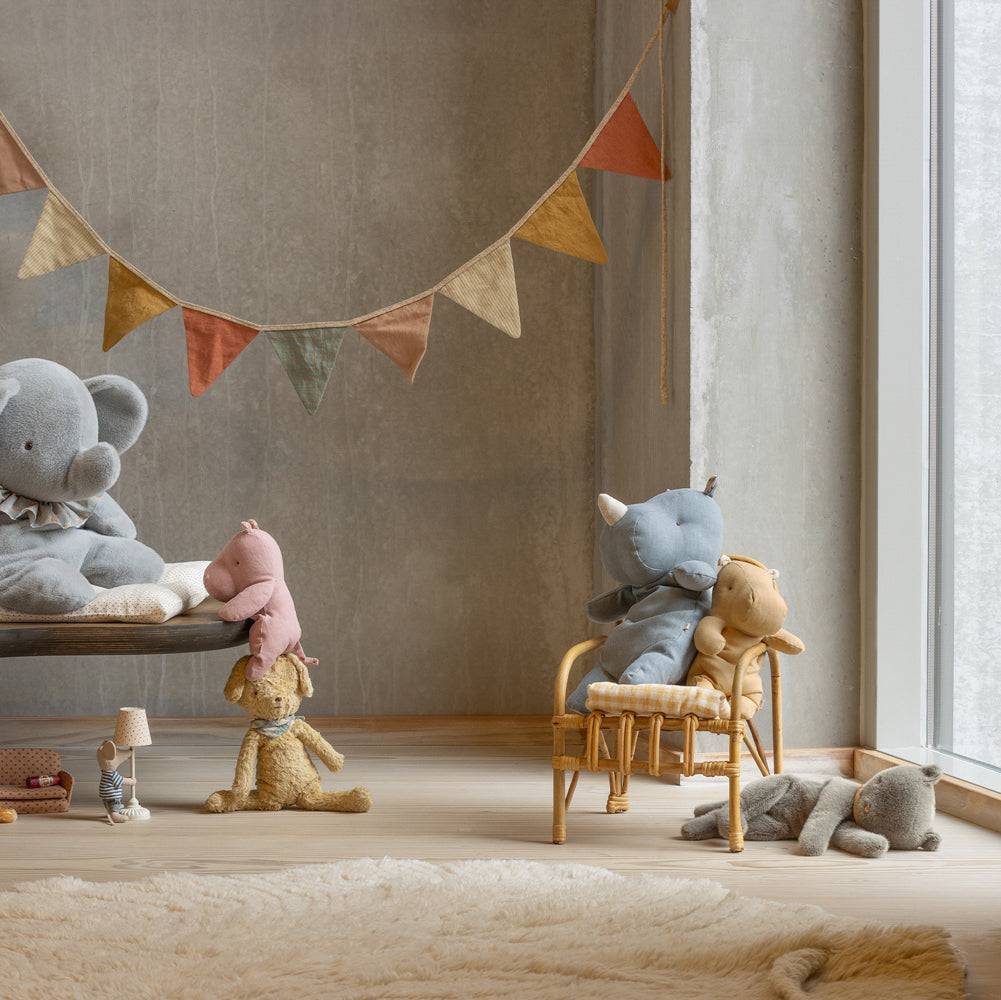 Pre-order Safari Friends, Hippo, Small - Cream Yellow