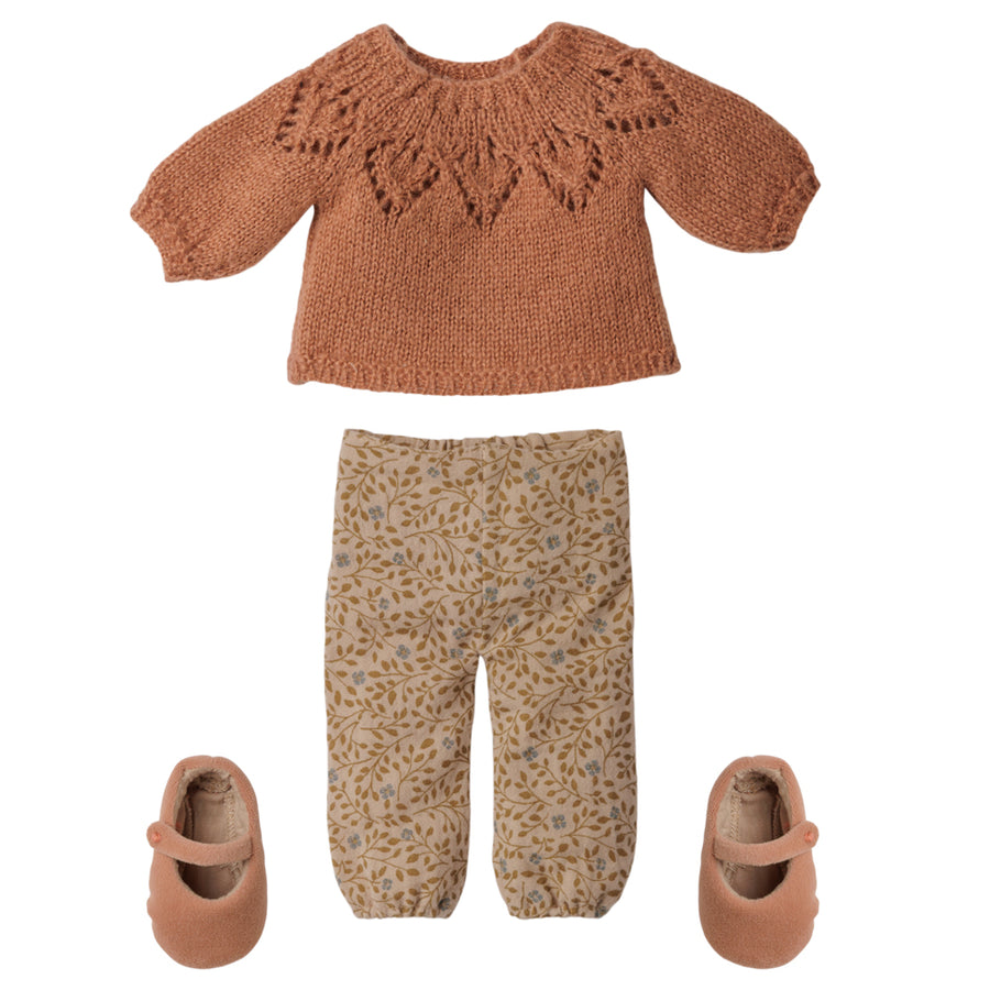 Pants and knitted sweater, Size 3 - Vintage powder