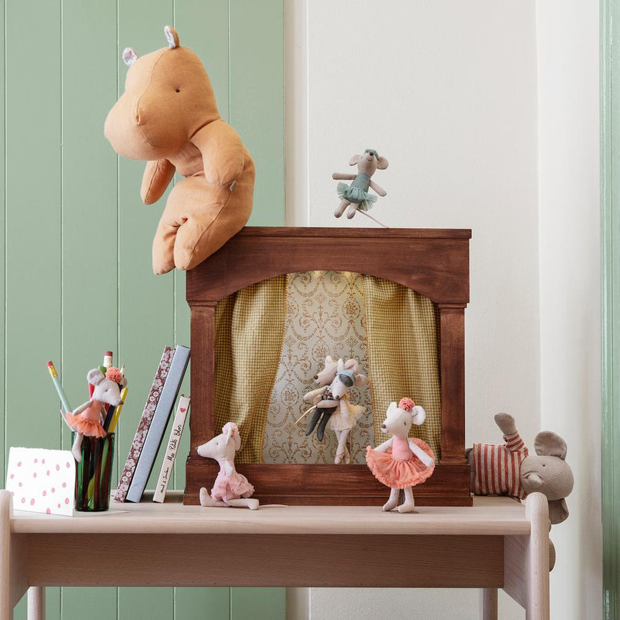 Safari friends, Hippo, Medium - Vintage yellow
