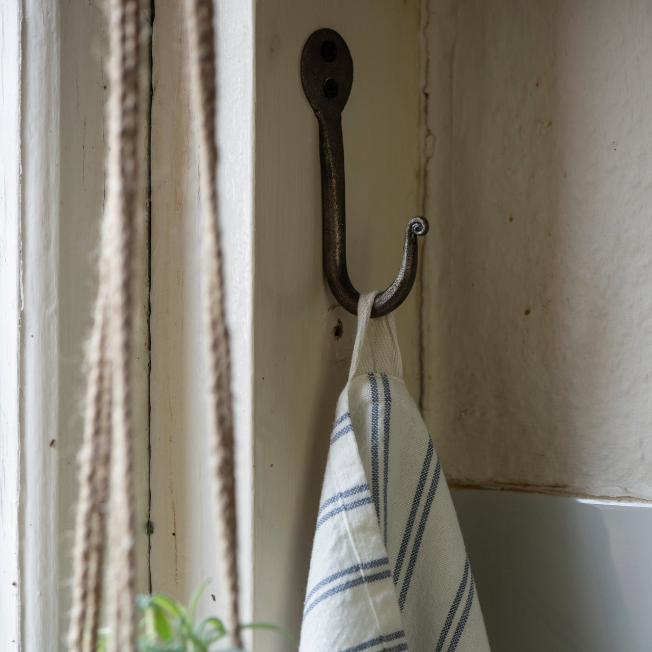 Metal Hook Single