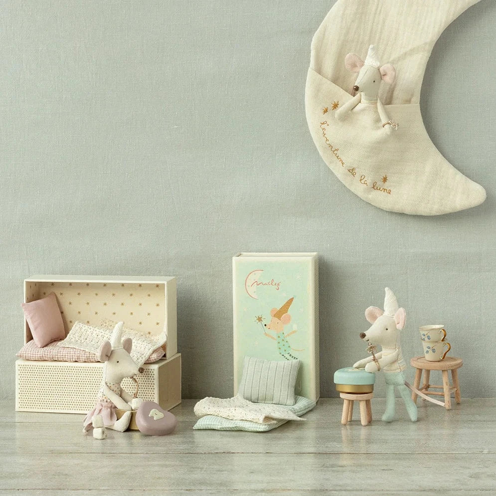 Maileg, Tooth Fairy Mouse, Little Sister in Matchbox