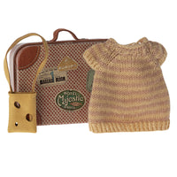 Thumbnail for Maileg, Knitted Dress and Bag in Suitcase, Big Sister Mouse 17-4202-00