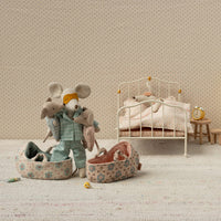 Thumbnail for Baby Mouse In Carry Cot - Rose