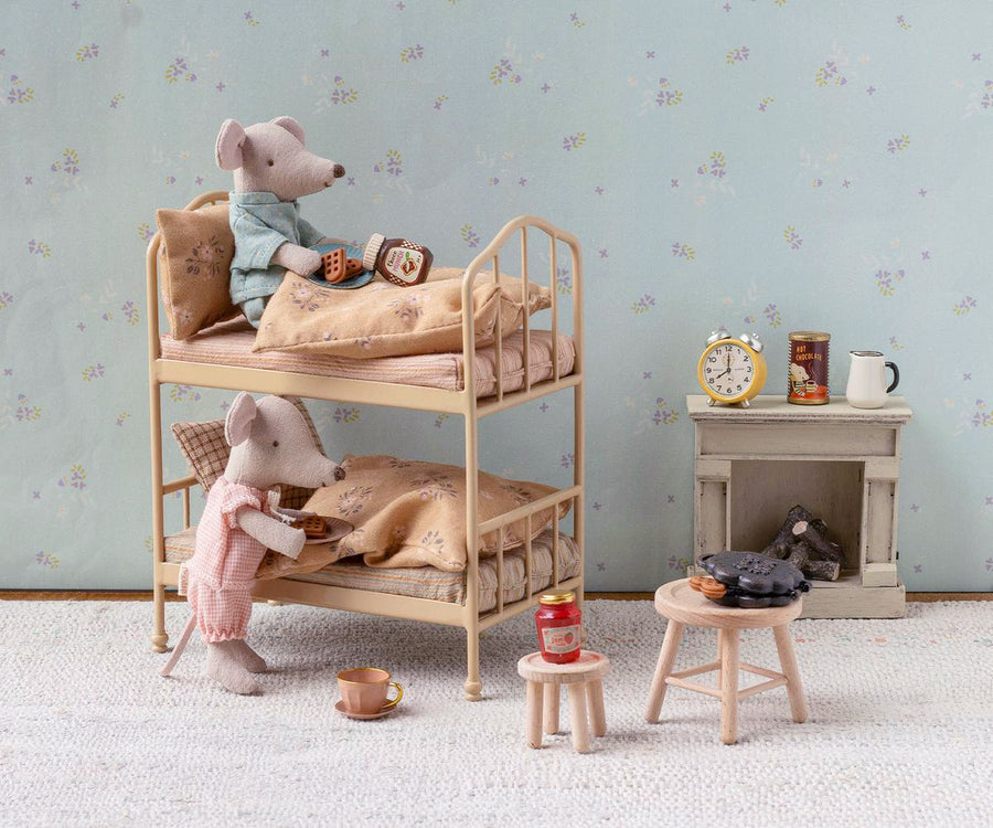 Bunk Bed Mouse - Wheat