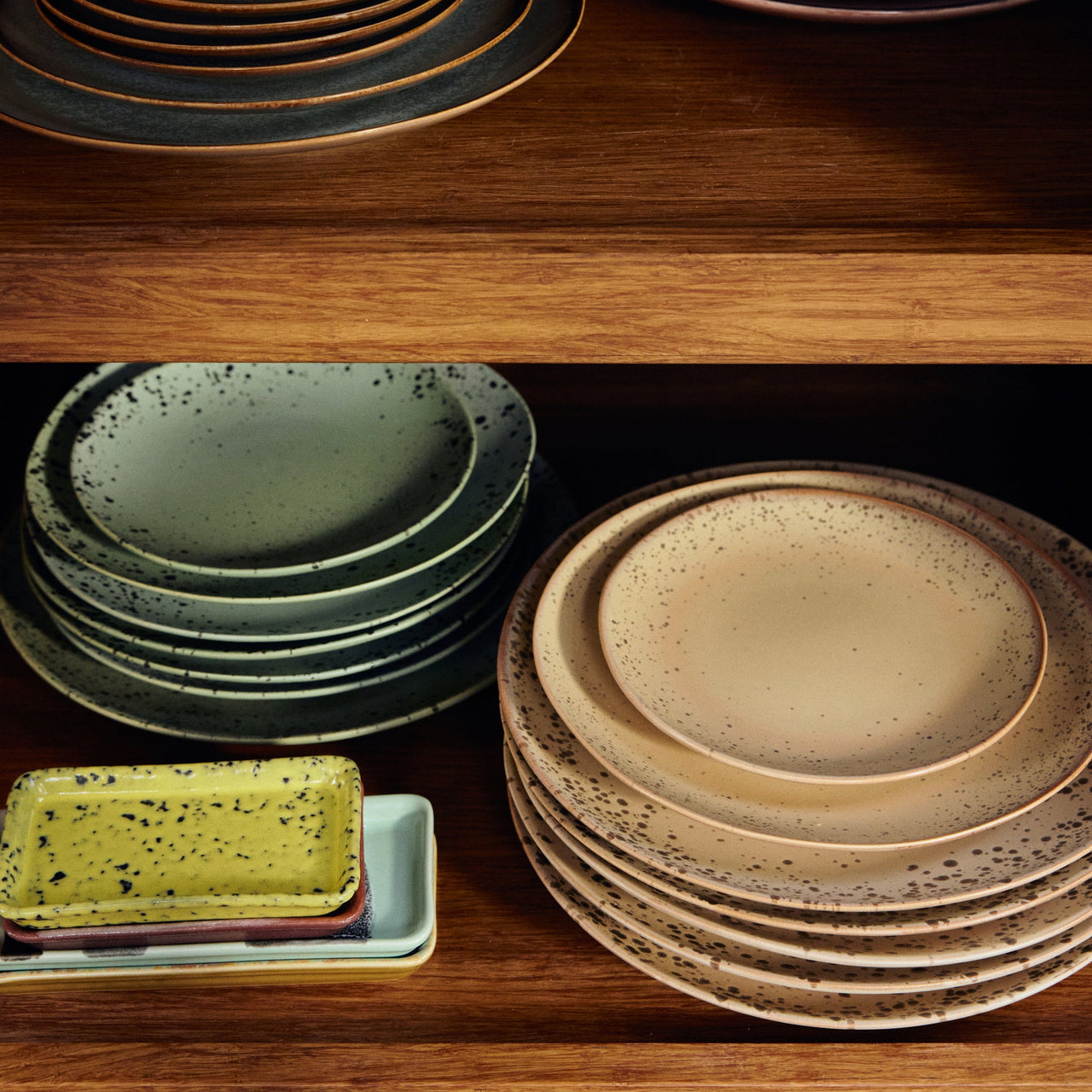 70's Ceramics Dinner Plate Grit, Set of 2