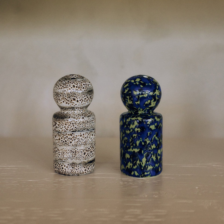 70s Ceramics: Pepper & Salt Jar Grain
