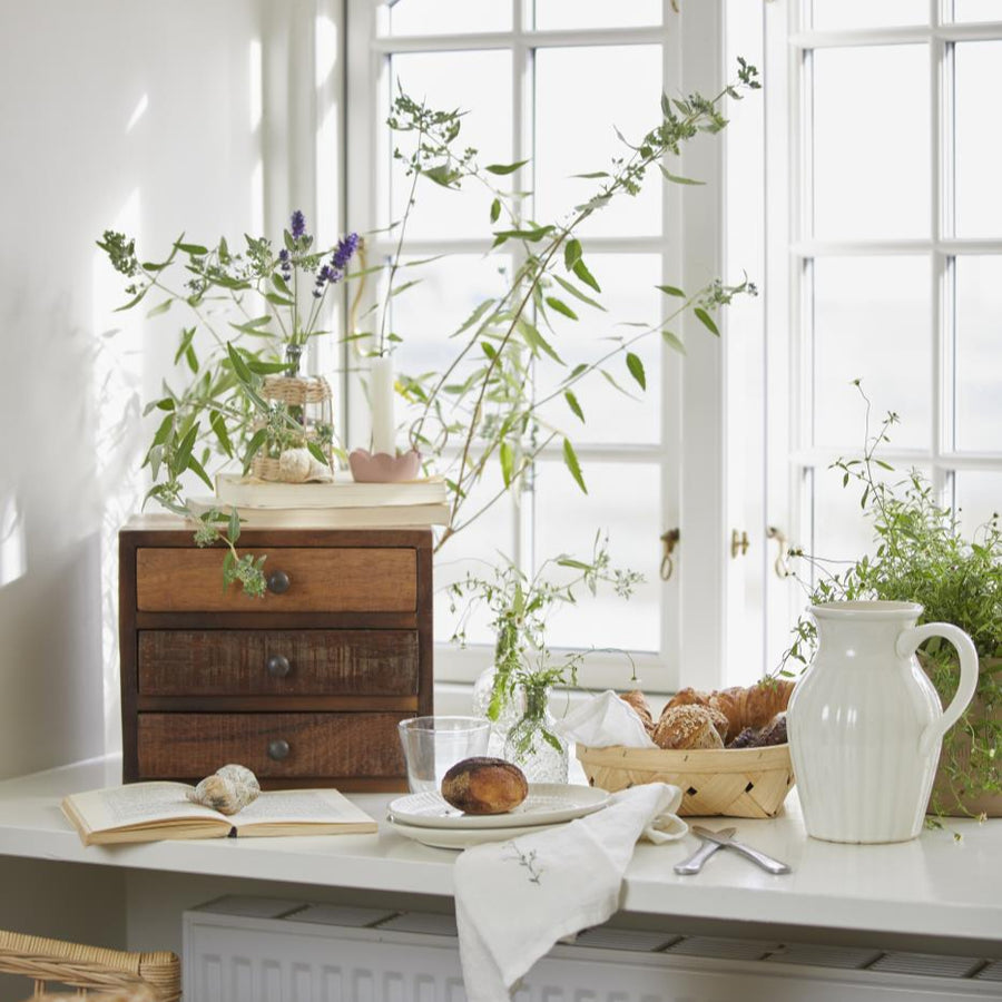 Chest w/3 Drawers UNIQUE