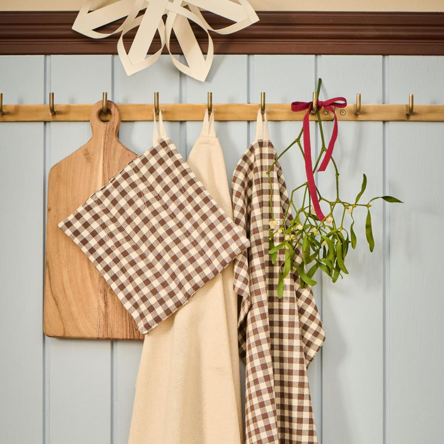 Pot holder Dark Brown w/small Natural Checks