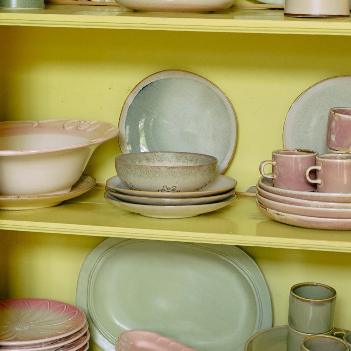 70s Ceramics: Berry Bowl Slush