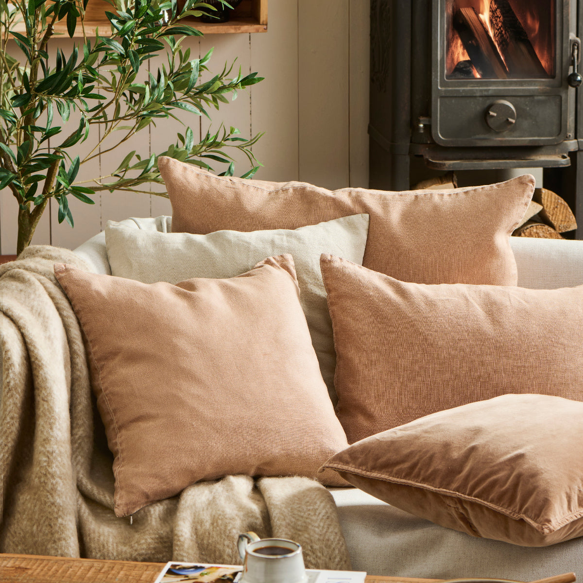 Cushion Velvet Camel 50 x 50cm