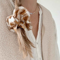 Thumbnail for SCRUNCHIE GINGHAM CARAMEL
