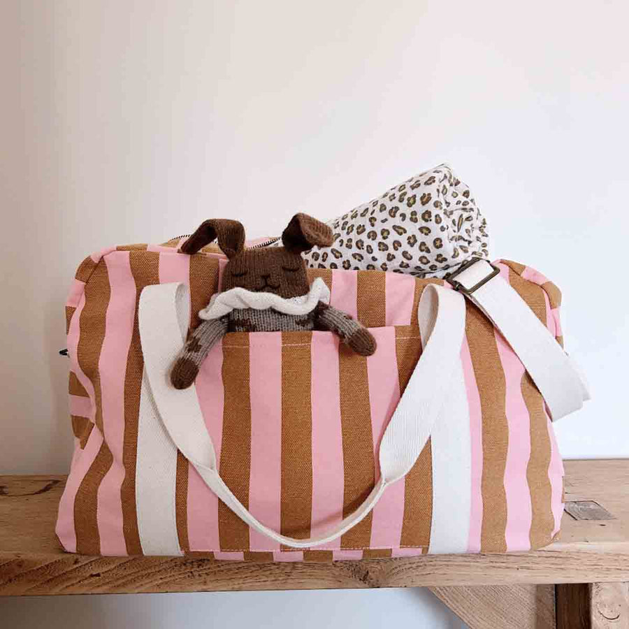 RAPHAEL DIAPER BAG - WEEKEND BAG STRIPES CARAMEL - STRAWBERR: CARAMEL - STRAWBERRY / Stripe