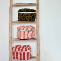 Thumbnail for VANITY CASE OONA TENNIS PECAN / STRAWBERRY