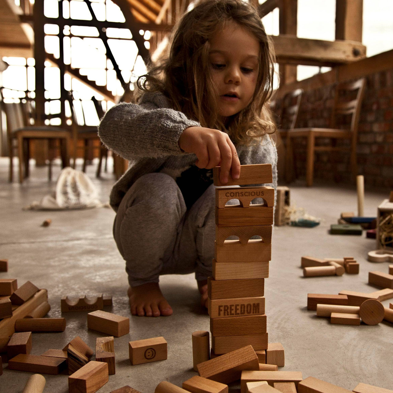 Wooden Blocks In Tray - 30 pcs Natural