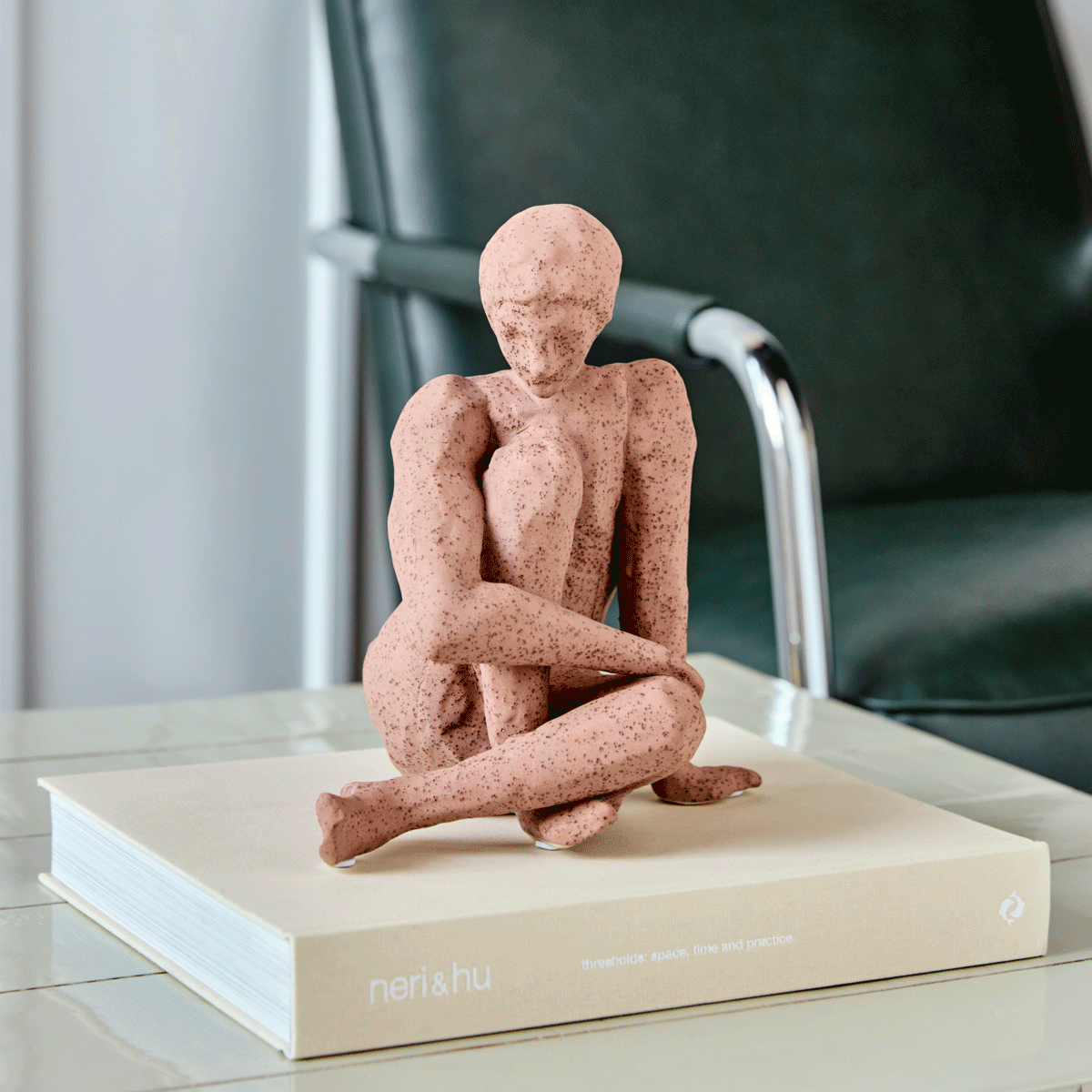 Art piece, HDWoman, Brown