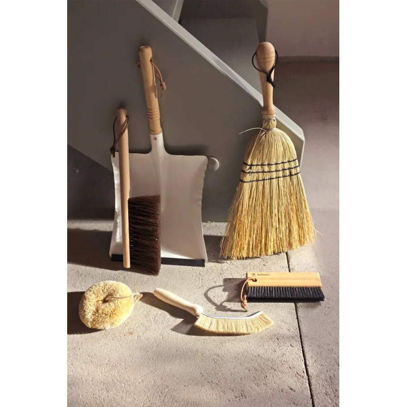 Redecker Rice Straw Brush With Wooden Handle