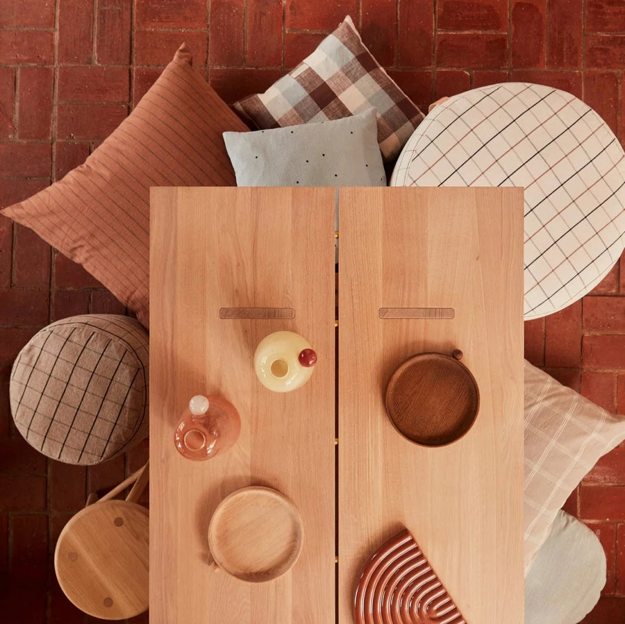 Kotai Dining Table