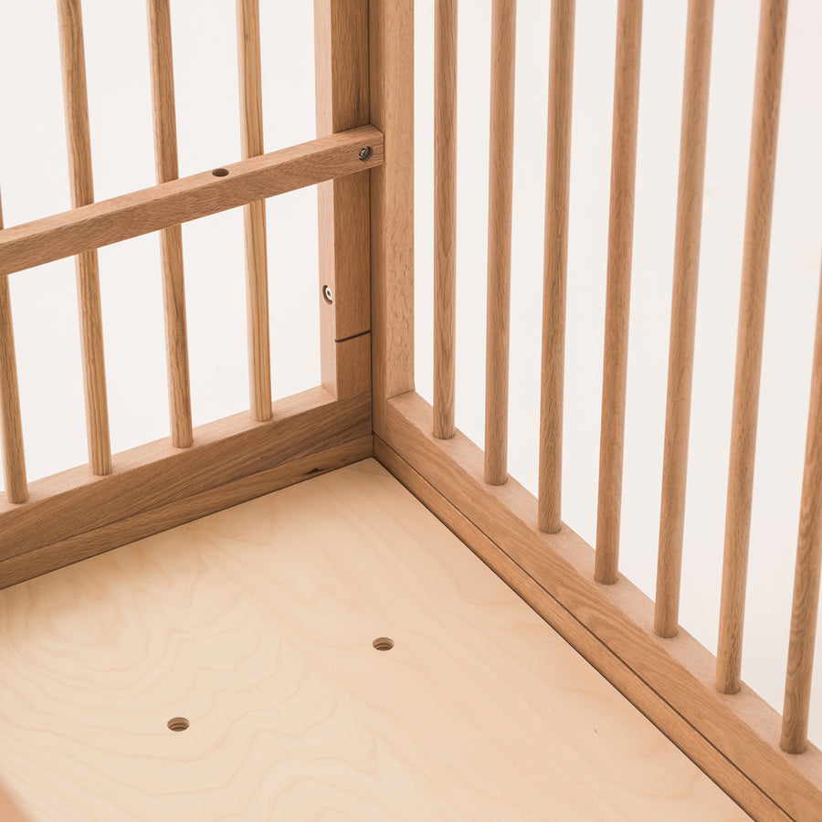 Pure Oak Wood Evolving Crib & Evolving Junior Kit