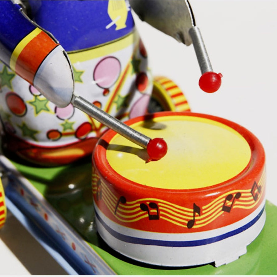 panda-on-a-coach-13-cm