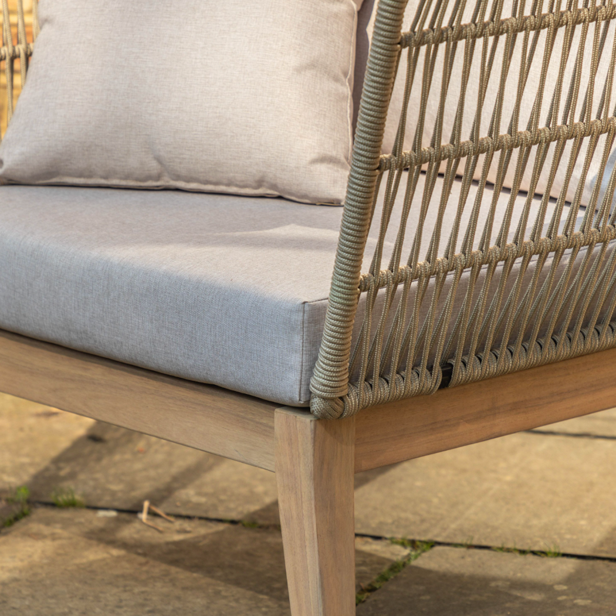 cataldo-lounge-set-natural