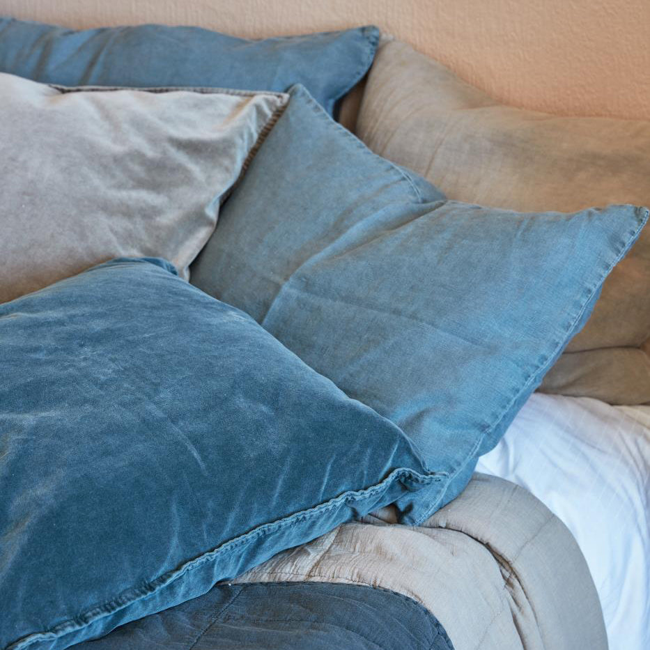 Cushion Linen Spruce Blue