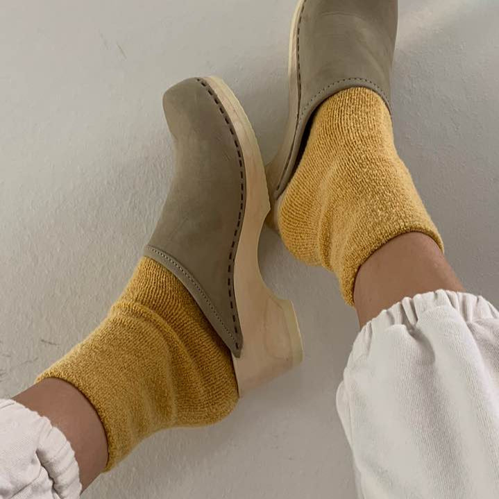 Le Bon Shoppe Cloud Socks: Honey