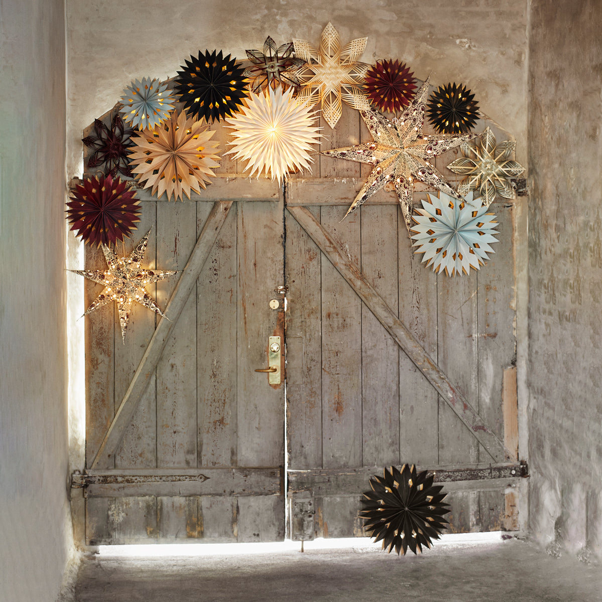 Hanging Paper Light Star - White