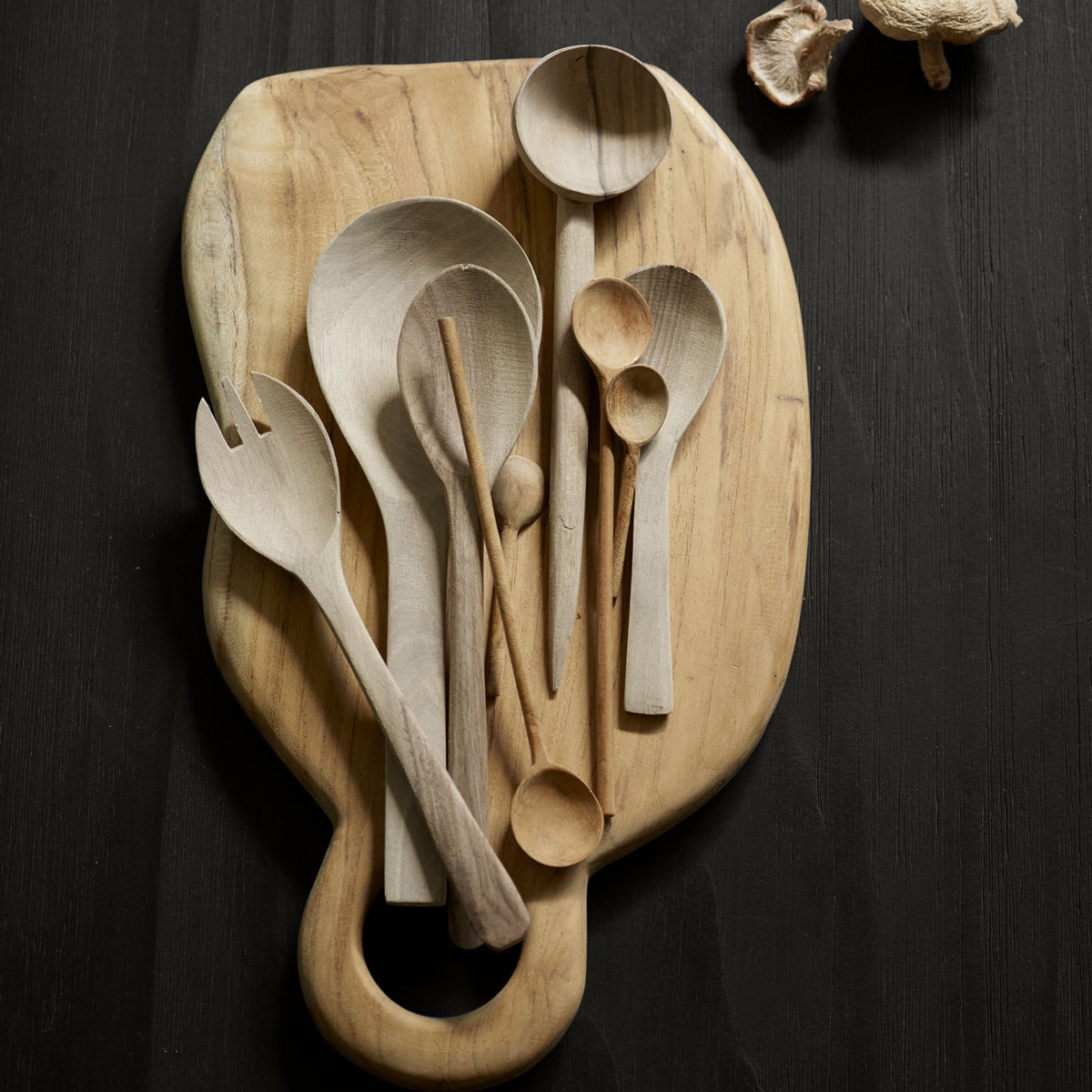 TineKhome Walnut Spoon  WALNUT- CUTESPOON