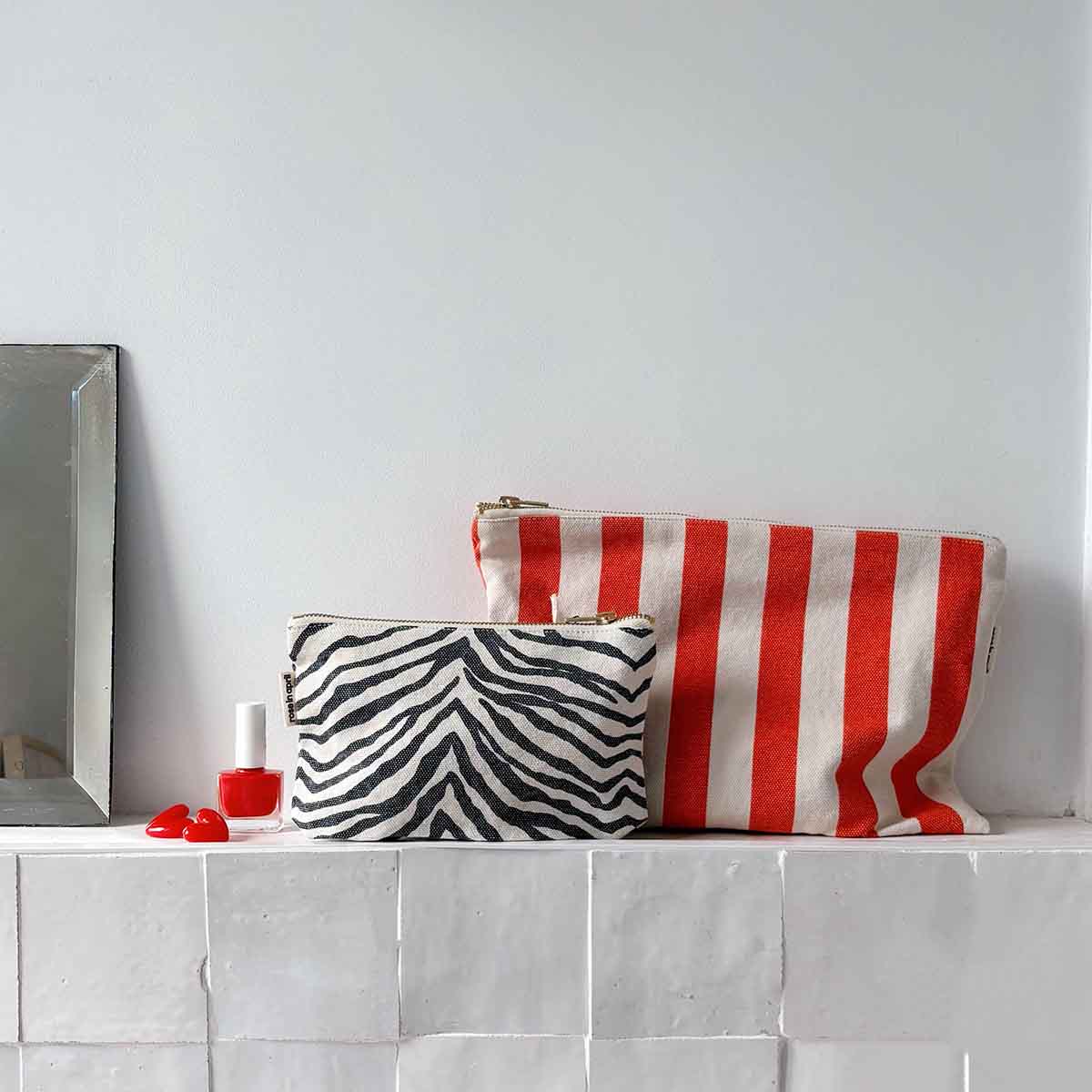 LILI FLAT POUCH STRIPES GREIGE / TOMATO