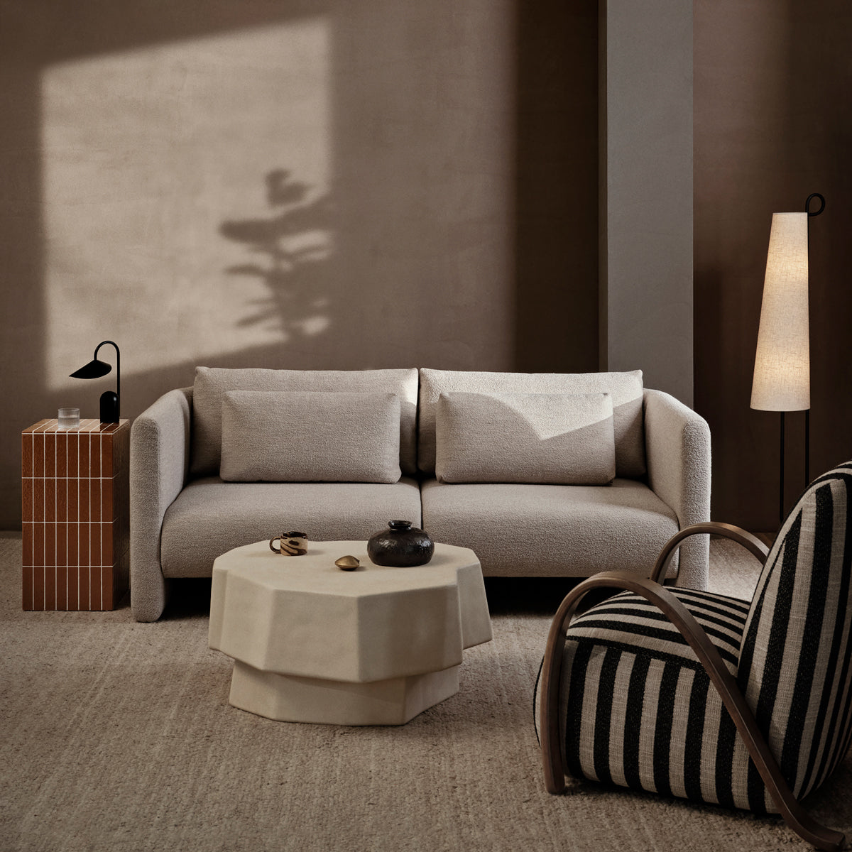 Pillar Pedestal - Brown