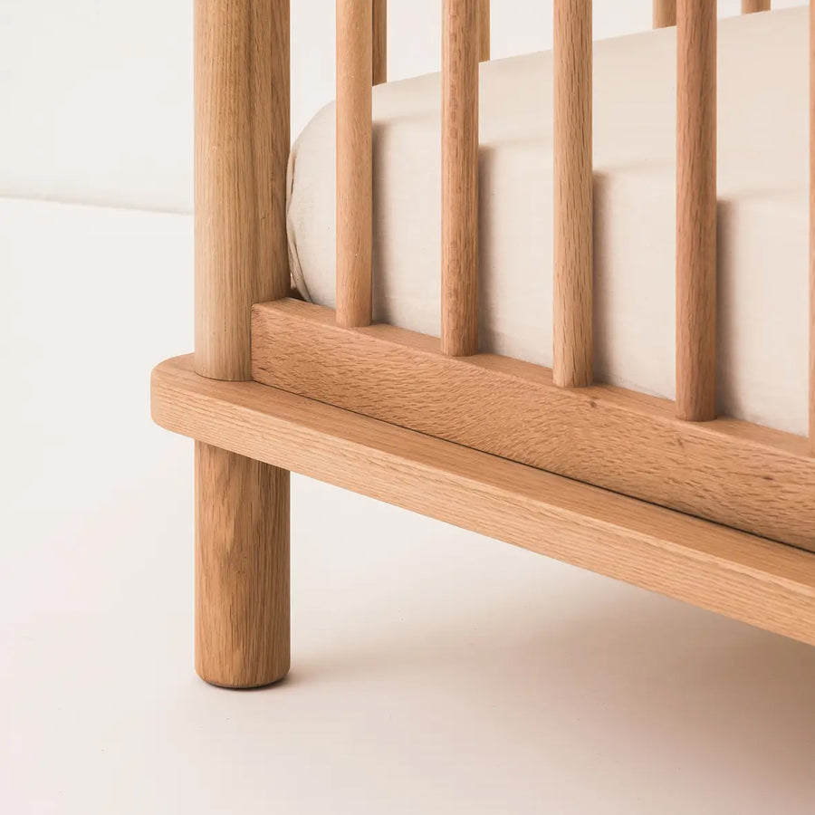 Nobodinoz Latitude Evolving Solid Oak Crib