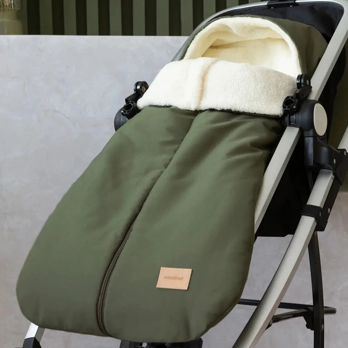 Nobodinoz Hyde Park Waterproof Footmuff 6-18 months London Green