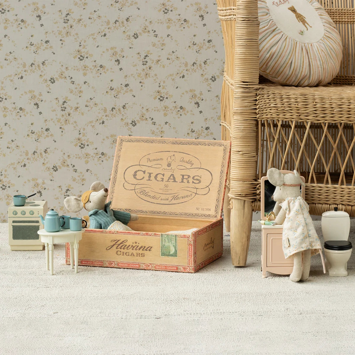 Maileg Mum and Dad Mouse Bundle
